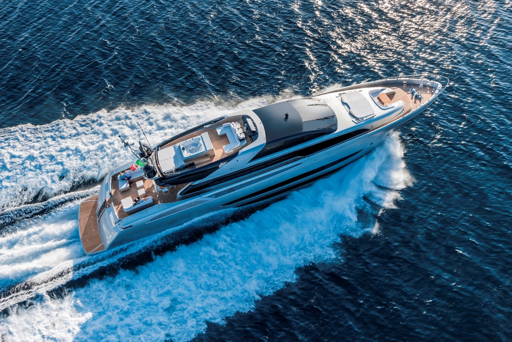 RIVA MYTHOS -211