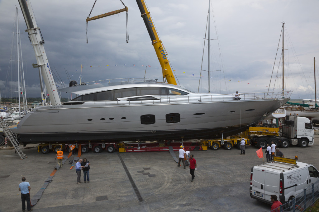 Pershing 108_Yachting Pleasure