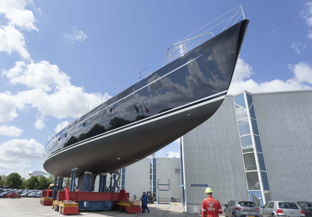 Royal Huisman - Sea Eagle destined for Eastern horizons_Yachting Pleasure