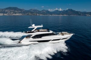 Ferretti Yachts unveils the new 670